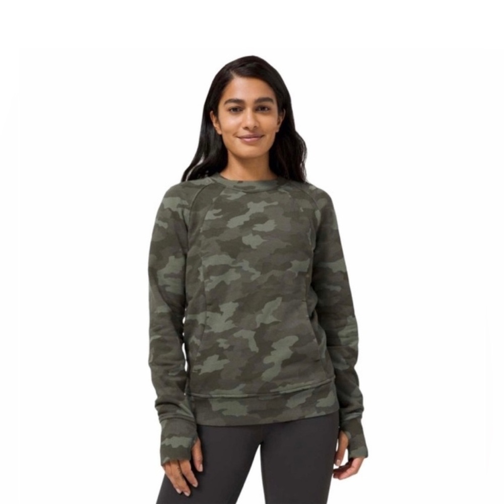 Lululemon Scuba Crew sweatshirt Green Camo size 4